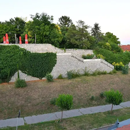 Szinbad 3*