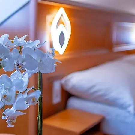 Szinbad 3* ペーチ
