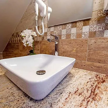 Szinbad Pětikostelí
