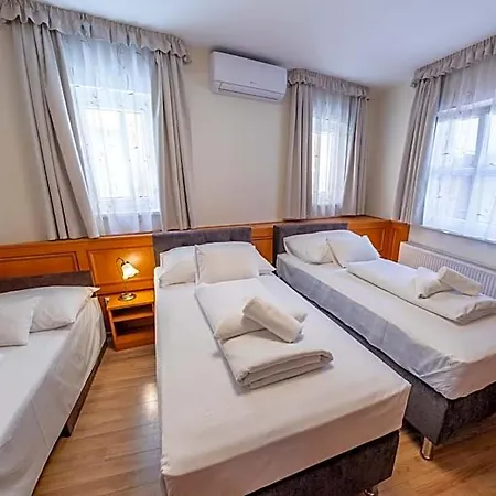 ホテル Szinbad 3*