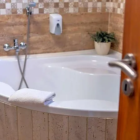 Hotel Szinbad 3*