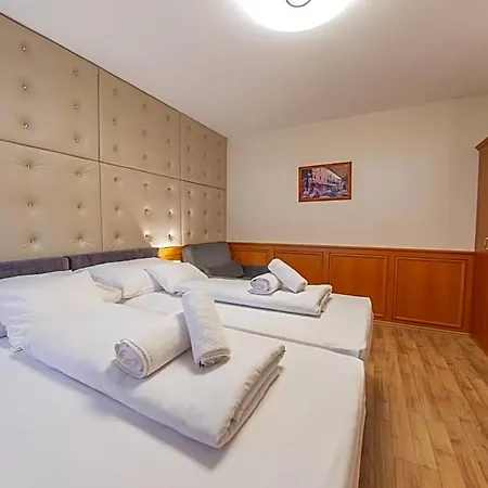 Szinbad 3* Pětikostelí